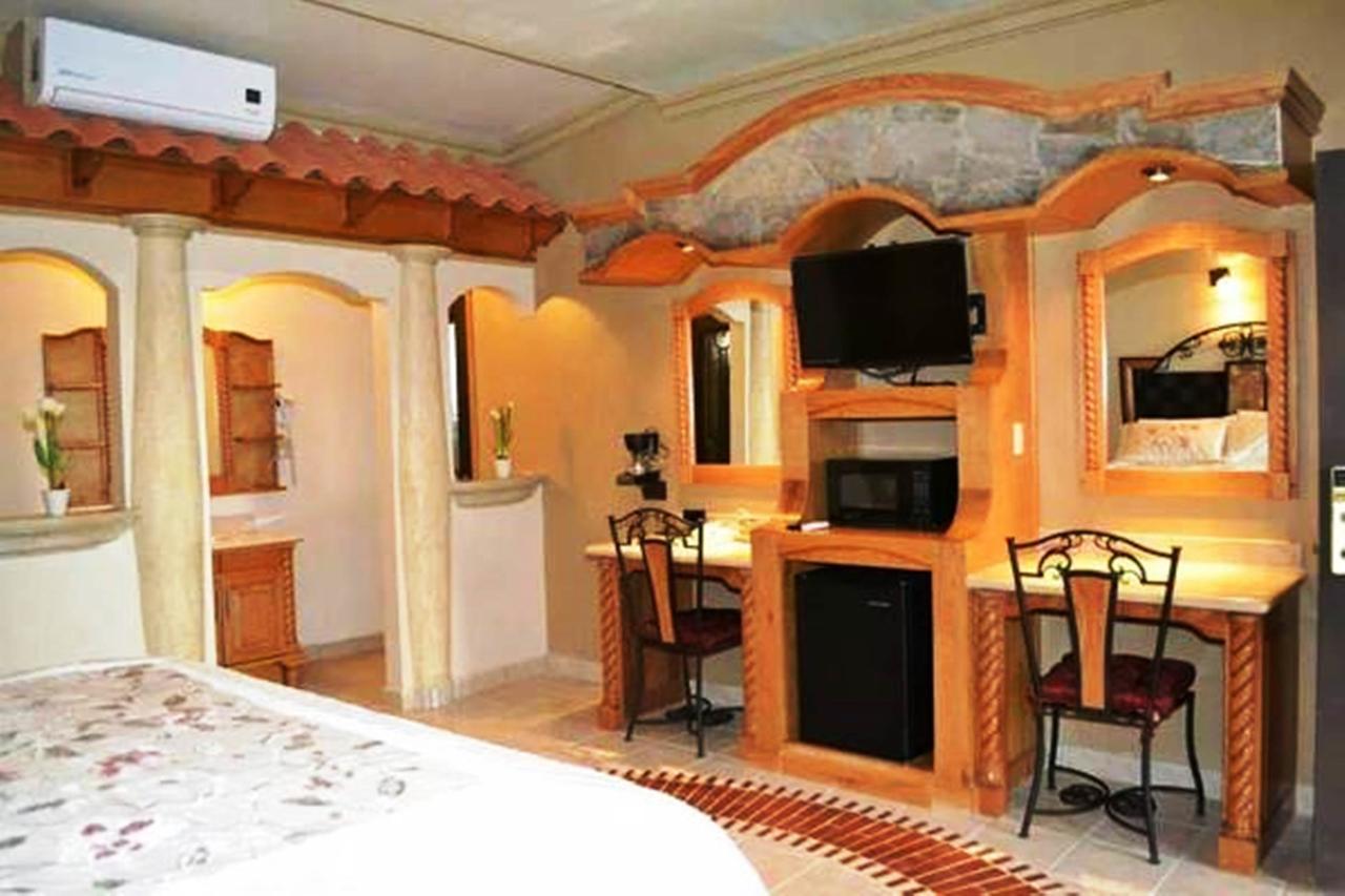 Maria Bonita Suites Agua Prieta Oda fotoğraf